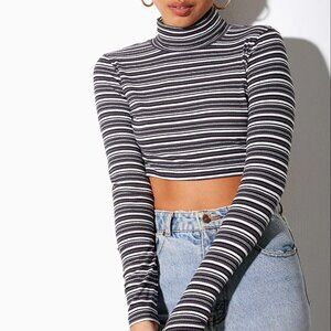 Motel - Longsleeve Striped Cropped Turtleneck
